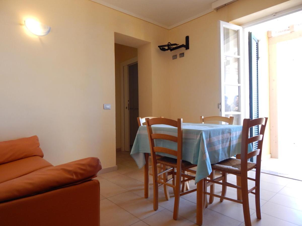 Appartamenti - Villa Mare Pomonte Bagian luar foto