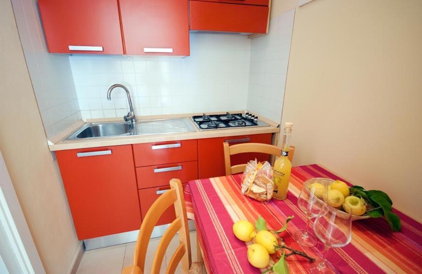 Appartamenti - Villa Mare Pomonte Bagian luar foto