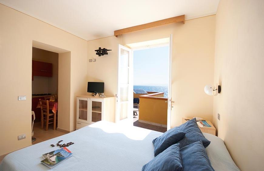 Appartamenti - Villa Mare Pomonte Bagian luar foto