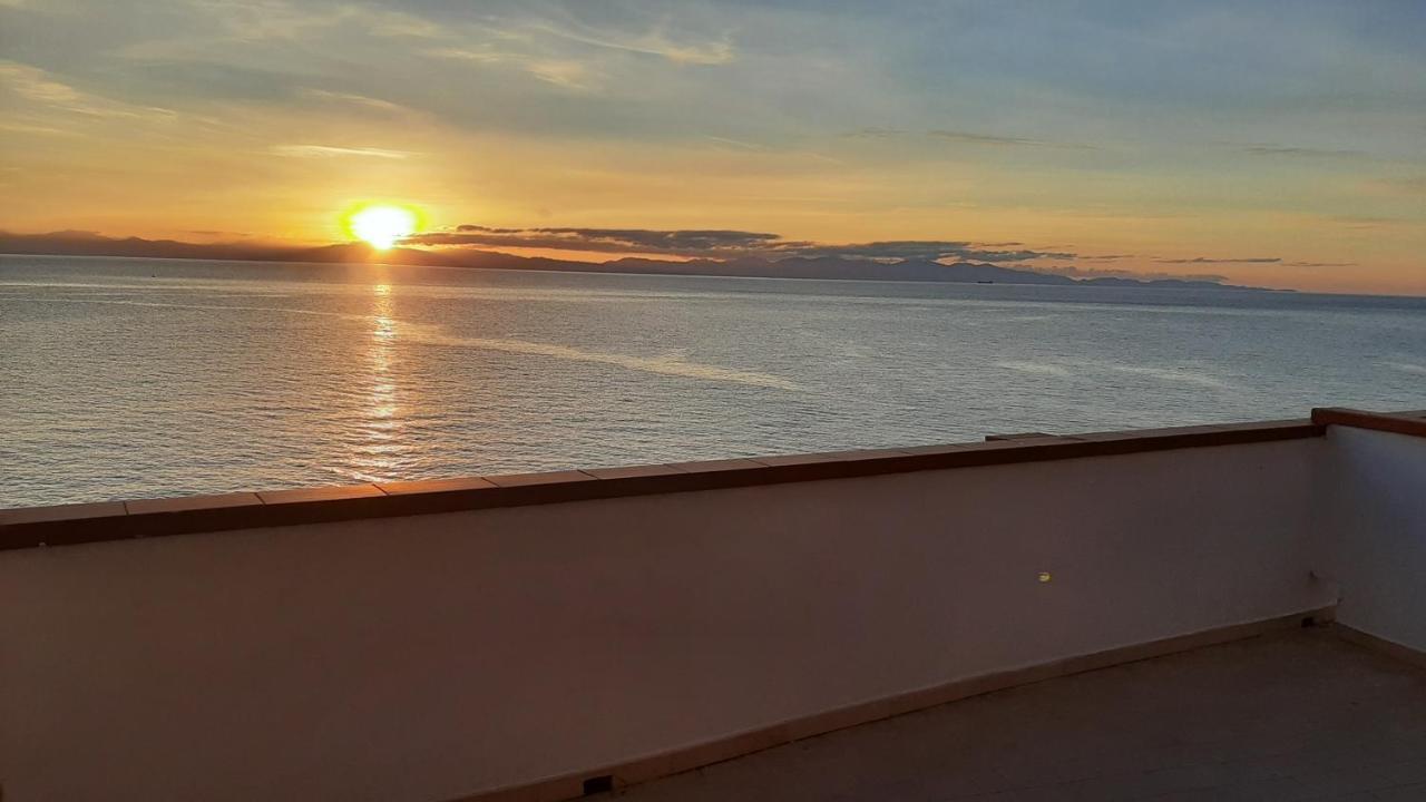 Appartamenti - Villa Mare Pomonte Bagian luar foto
